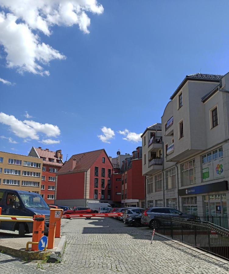 Fajny Kat - Apartamenty W Centrum, Najwyzsze Opinie Gosci Jelenia Góra Exterior foto